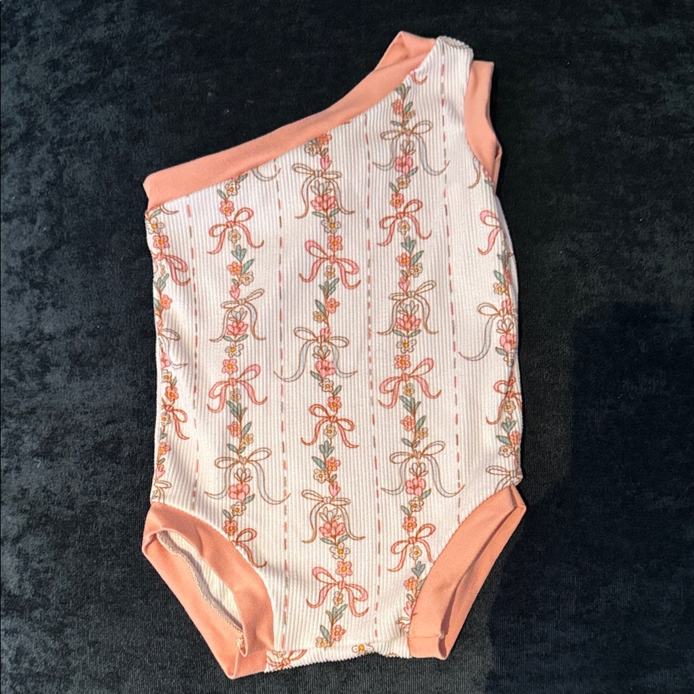 One shoulder - Charming Floral and Boot Print Kids Bodysuits - Picture 6 of 6